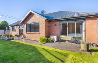 12  Essex Street, Winton