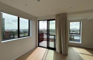 403/2B Te Ara Taurapa, Point Chevalier