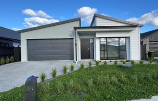 13 Arahi Road, Clevedon