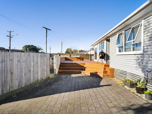 12 Karaka Street, Merrilands