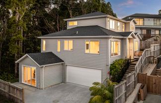 7 Highway View Lane, Albany