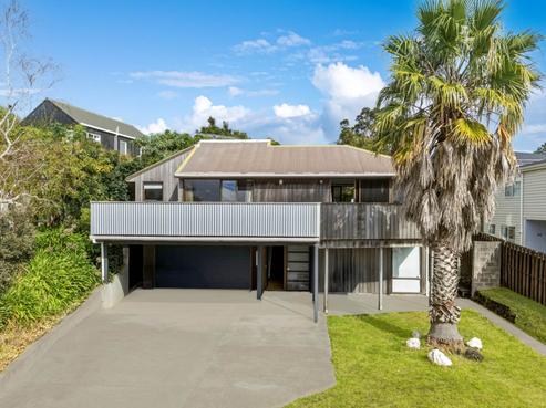 7 Widmore Drive, Massey