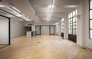 Parnell Positioning with Light & Convenience