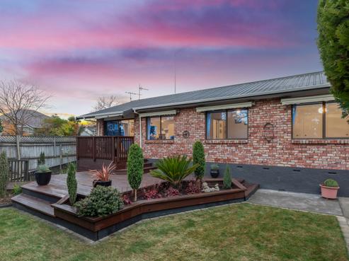 73A Mays Road, Saint Albans