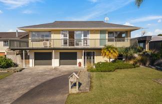 17 Tanoa Place, Glendene