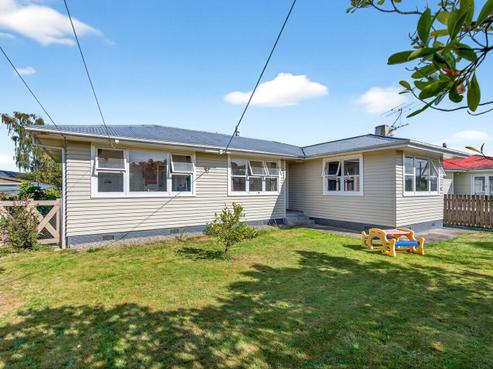 15 Margaret Street, Solway