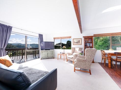 6 Puketiro Place, Paihia