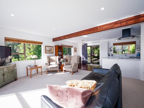 6 Puketiro Place, Paihia