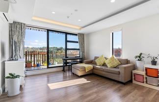 507/26 Library Lane, Albany