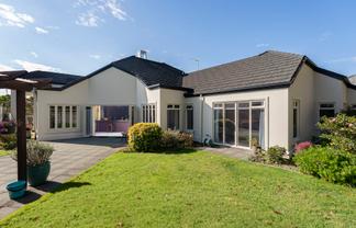 22 Heritage Crescent, RICHMOND