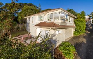 30 Newhaven Terrace, Mairangi Bay