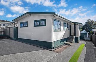 6 Aplin Place, Birkdale