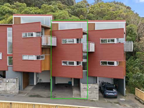16/2 Onslow Road, Khandallah