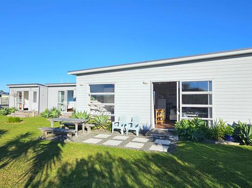 108 Mahoe Place, Matarangi