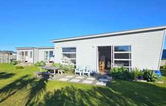 108 Mahoe Place, Matarangi