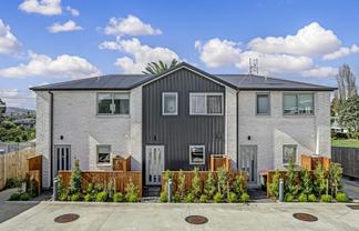 2/24 Kelwyn Road, Kelston