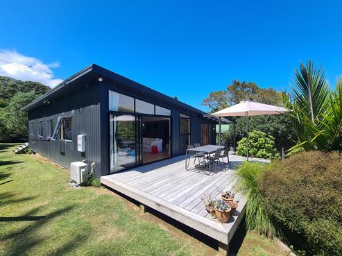 70 Driving Creek Road, Coromandel