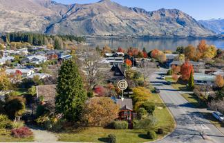 43 Hunter Crescent, Wanaka