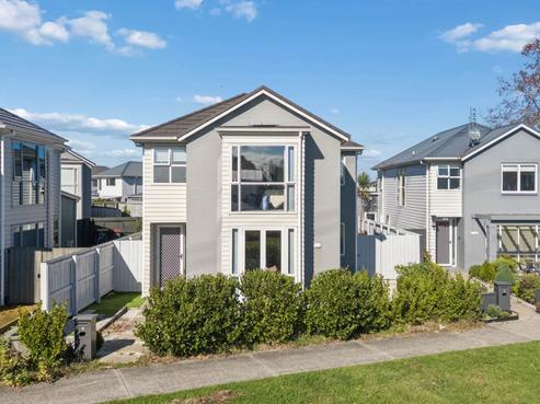4 Fuselage Lane, Takanini