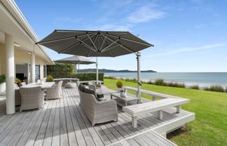 220 Kenwood Drive, Matarangi