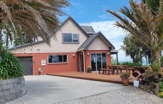 308 North Beach Road, Cobden