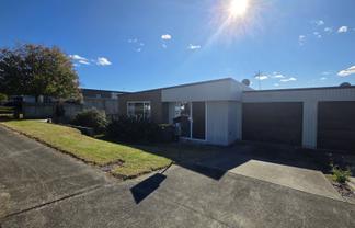 80 Prado Drive, Pukekohe