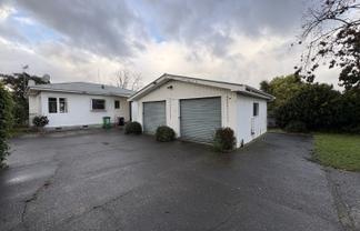 17 Howard Road, Taradale