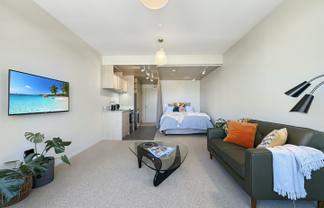 102/2 Campbell Terrace, Petone