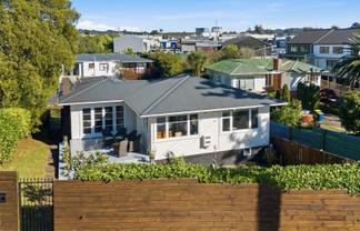 46 Kelman Road, Kelston
