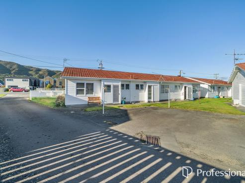 3/1079 High Street, Taita