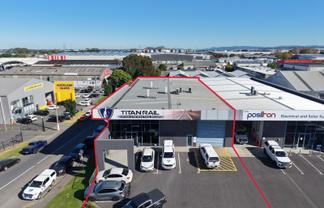A-grade warehouse on corner site