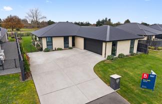 23 Redhaven Rise, Netherby