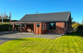 35 Bernera Street, KARITANE