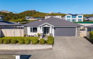 17 Waitaria Terrace, Aotea
