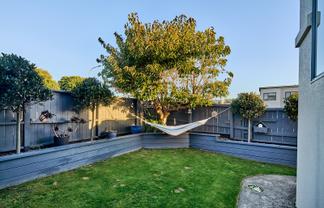 2 Toms Road, Porirua