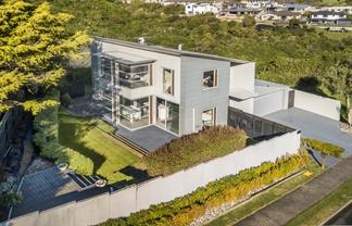 7 Pikitanga Close, Tawa