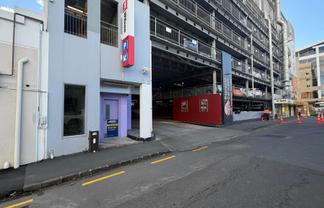 AFFORDABLE RETAIL/SERVICE SPACE - PRIME LOCATION
