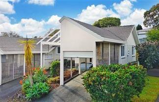 23 Central Park Drive, Te Atatu South