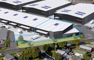Premium Warehouse & Office - 1,550m²