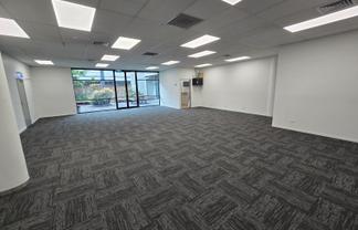 Affordable Penrose office with parking