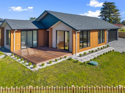6 Kaipara Portage Road, Riverhead