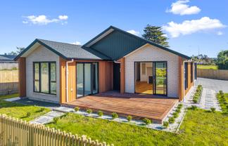 6 Kaipara Portage Road, Riverhead