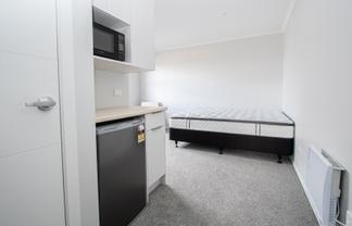 D/1/20 Jones Crescent, Melville