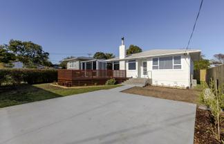 26A Cowling Road, Hurdon