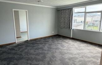8/15 Park Avenue, Epuni