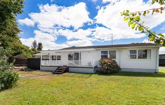 15 Takanini School Road, Takanini
