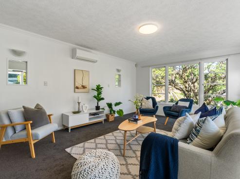 10 Tui Terrace, Tawa