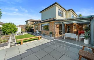10 Moravale Lane, Flat Bush