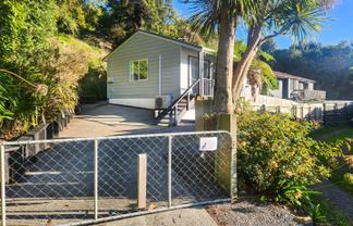 16 Crystal Grove, Birchville