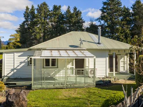 18 Henry Road, Katikati